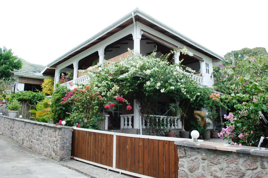 Beau Bamboo Apartment Beau Vallon  Bagian luar foto